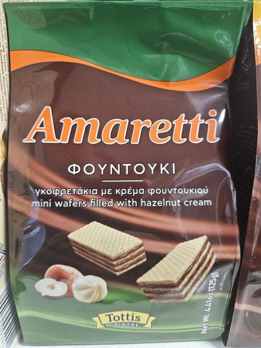 amaretti mini wafers with hazelnut cream